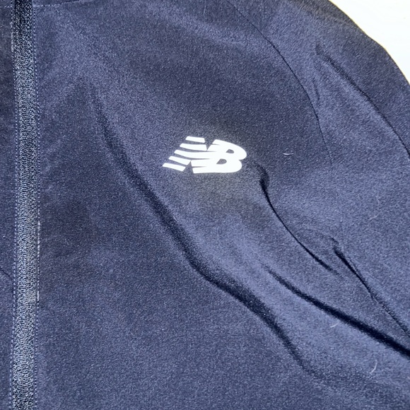 NEW BALANCE IMPACT RUN JACKET MEN - Picture 2 of 3